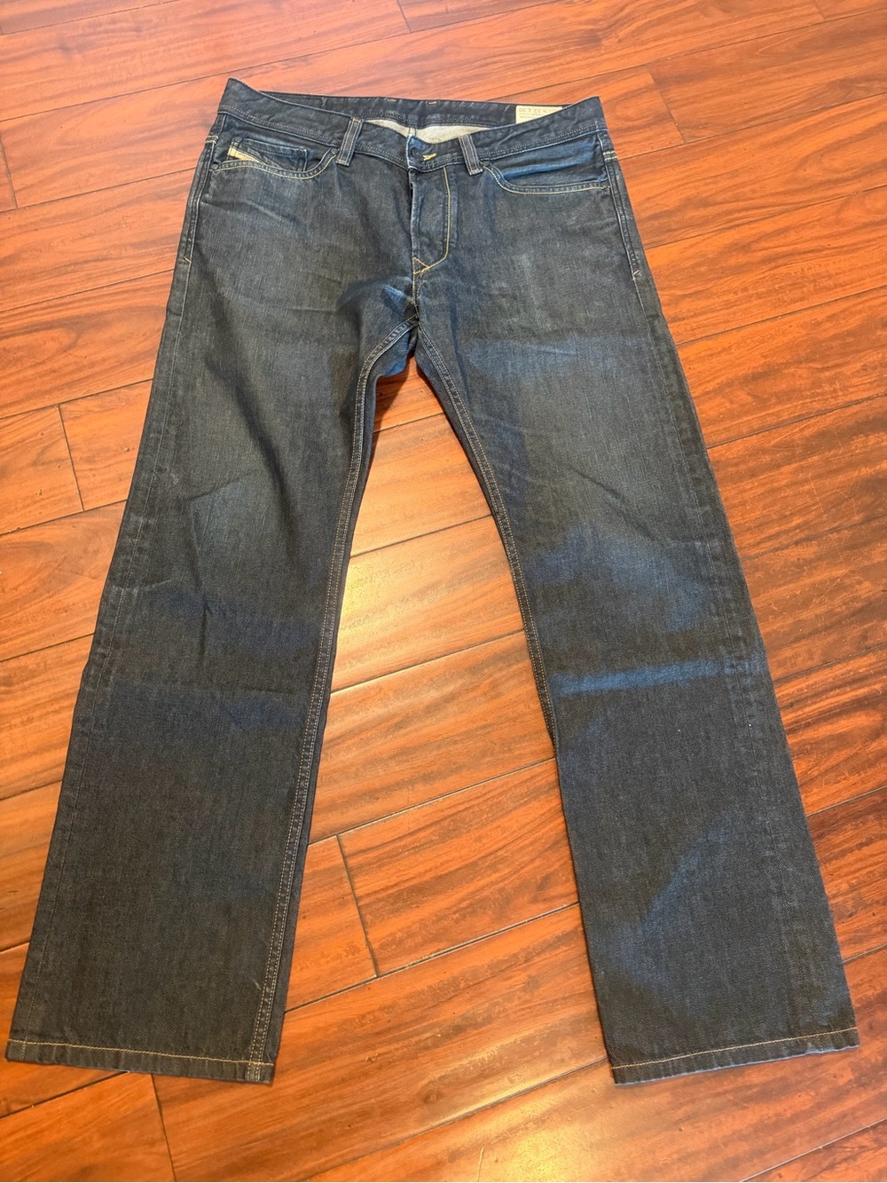 Diesel industry Classic Straight Men’s Jeans‎ in Dark Blue